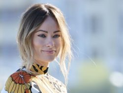 Olivia Wilde gets support after claim she abandoned rescue dog