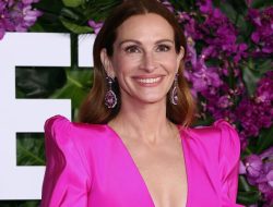 Julia Roberts reveals Martin Luther King Jr. and Coretta Scott King paid the hospital bill for her birth
