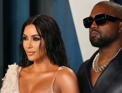 Kim Kardashian and Kanye West reach divorce settlement